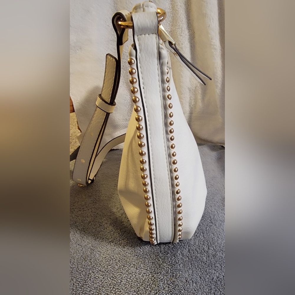 NWOT-Gorgeous- INC International Concepts Leather Shoulder Bag W/gold Studs - Picture 6 of 12